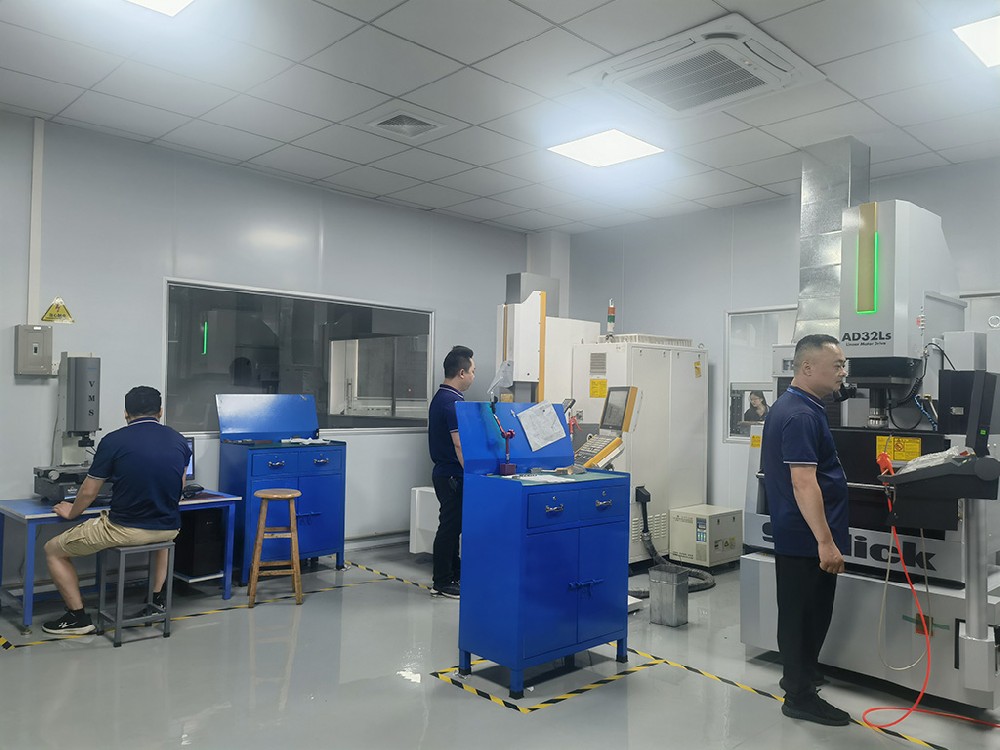 沙(sha)迪尅火(huo)蘤機-01