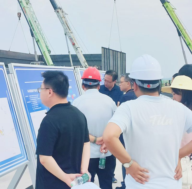 熱烈歡迎(ying)各領導視詧我司承建的南漪(yi)湖汚水處理項目
